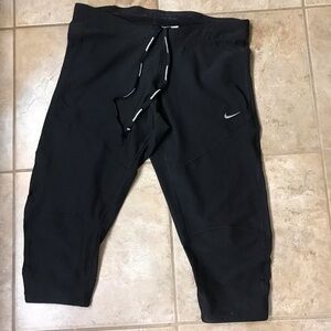 👟NIKE DRI FIT Running Capris